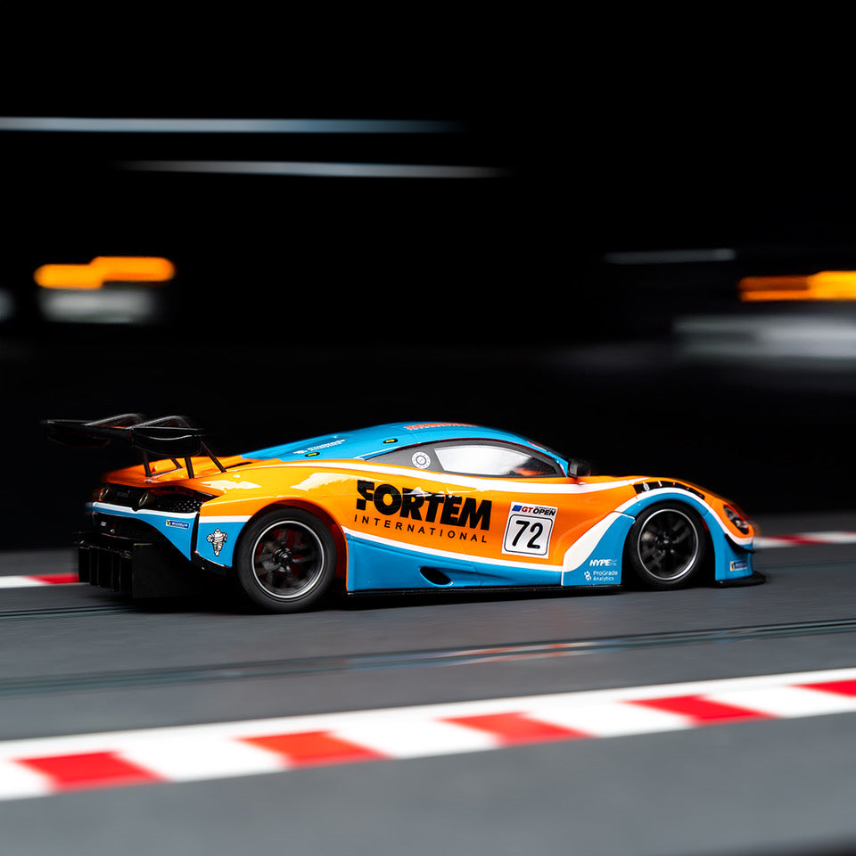 NSR 0557SW - PRE-ORDER NOW! - McLaren 720S - Optimum Motorsport #72 - '22 GT Open