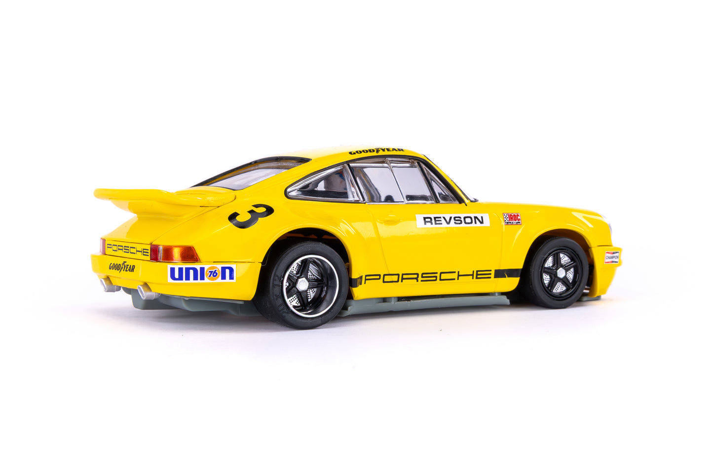 Scaleauto Home Series SC-6392 - PRE-ORDER NOW! - Porsche 911 RS - Revson #3 - '73 IROC Riverside 3rd
