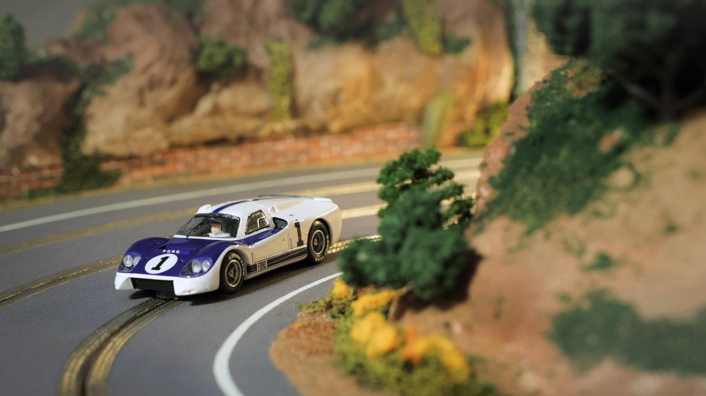 Modelant M-08 - Ford J-Car - '66 Le Mans Testing - Chris Amon and Bruce McLaren