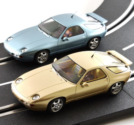 LMM 132105M/CHA - PRE-ORDER NOW! - Porsche 928 GT 1990 - Champagne