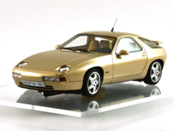 LMM 132105M/CHA - PRE-ORDER NOW! - Porsche 928 GT 1990 - Champagne