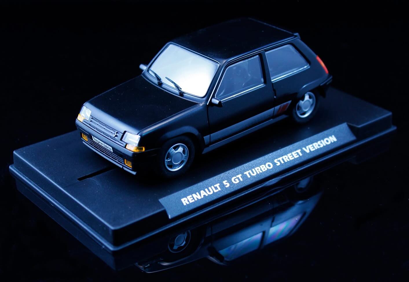 Fly A2106 - PRE ORDER NOW! - Renault 5 GT Turbo - Black Street Version