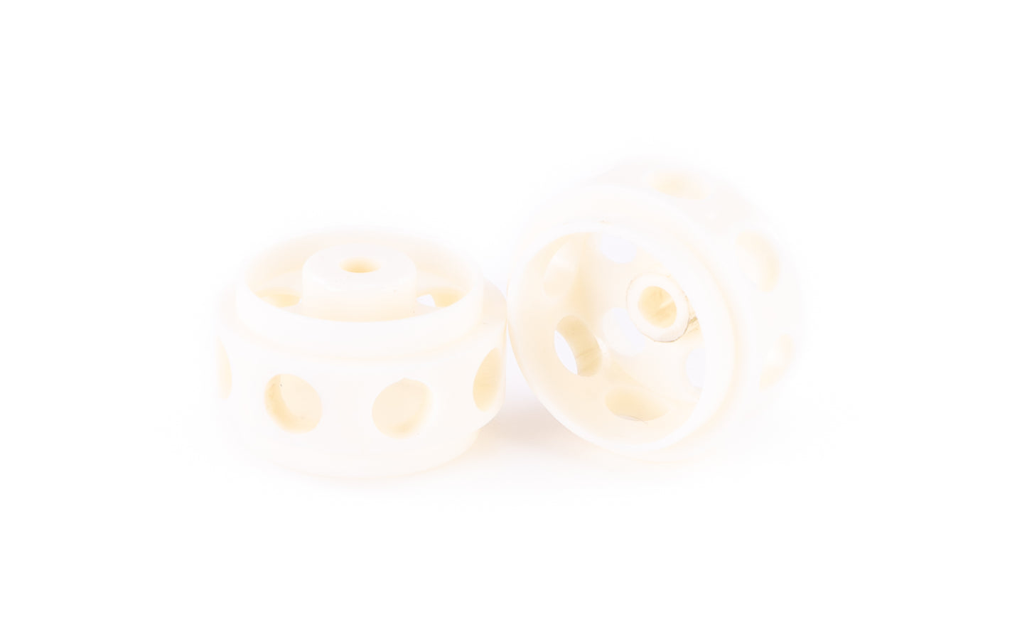 Avant Slot 20723 - Delrin Plastic Wheels - 15.5 x 9mm - White - pair