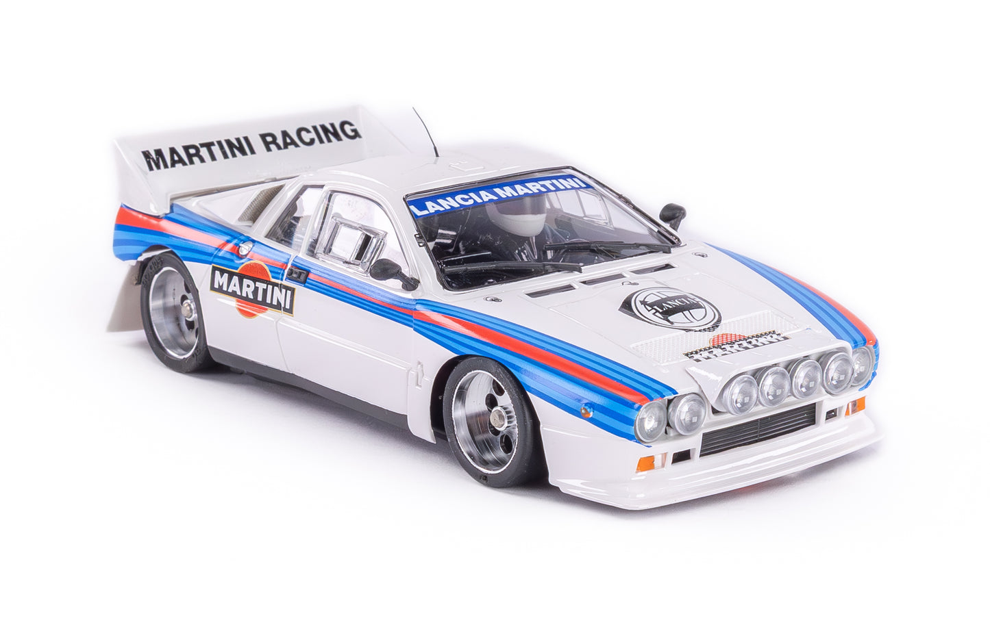 Fly R2001R2 - PRE-ORDER NOW! - Lancia 037 - Martini Racing White - RACING EVO3
