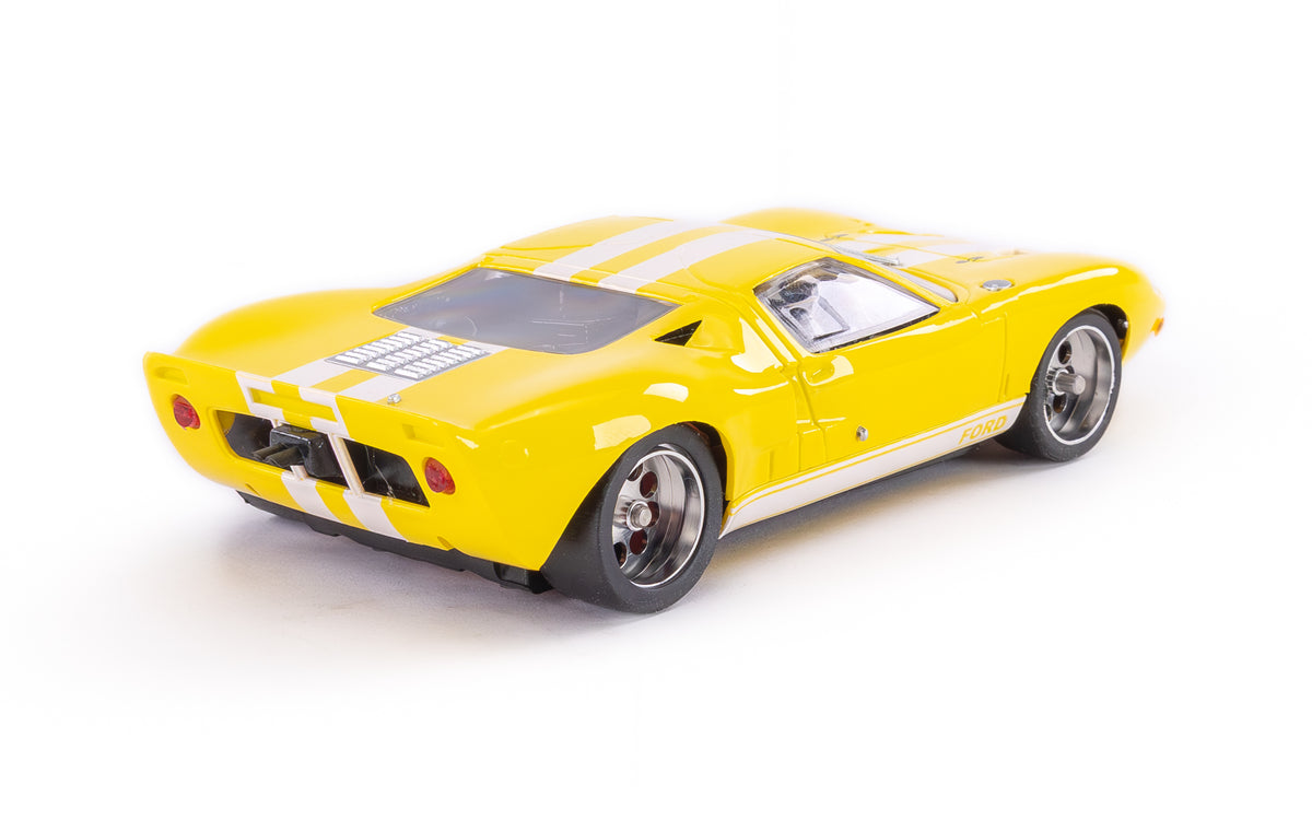 Fly R2006R2 - Ford GT40 - Yellow - RACING EVO3