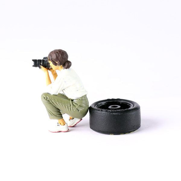Figuras Tara TAR001 - Jovem Homem e Mulher com Café - Tipo 1