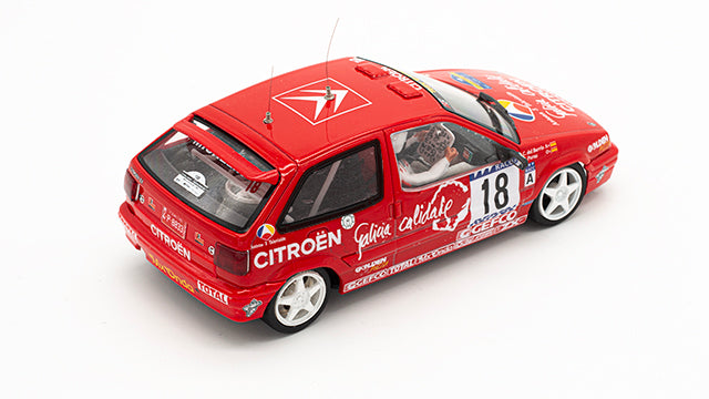 Teamslot ED017 - Alfa Romeo Giulia GTAm - Pintura Tributo - EDIÇÃO LIMITADA