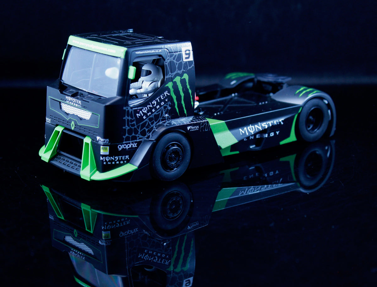 Fly TRUCK91 - PRE-ORDER NOW! - Renault MKR - Levett #9 - '14 British Truck Racing Championship